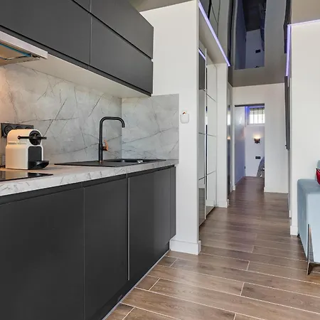 After Eight Heliopolis Naturiste Agde