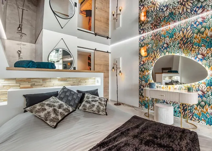 After Eight Heliopolis Naturiste * Agde