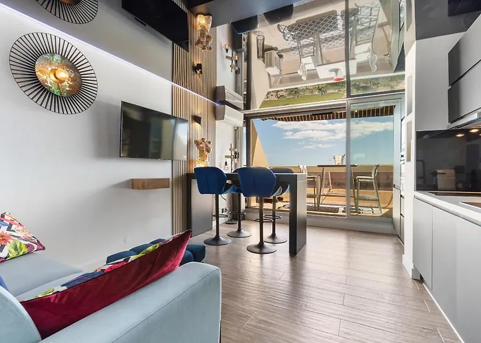 After Eight Heliopolis Naturiste *